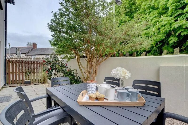 Puffins Retreat - Three Bedroom House, Sleeps 6