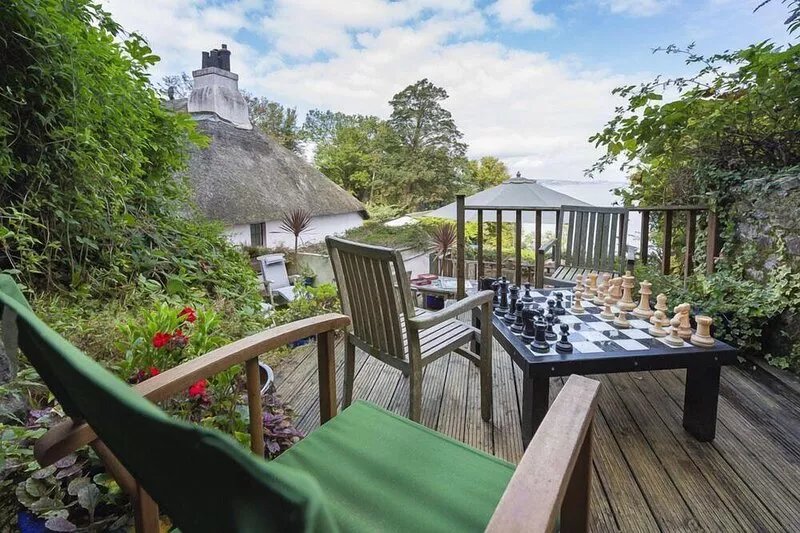 5 Bed - Rose Cottage -  Sleeps 9 guests  in 5 bedrooms