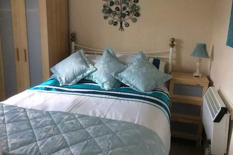 Pet Friendly Chalet.4The Hillside Penstowe Park