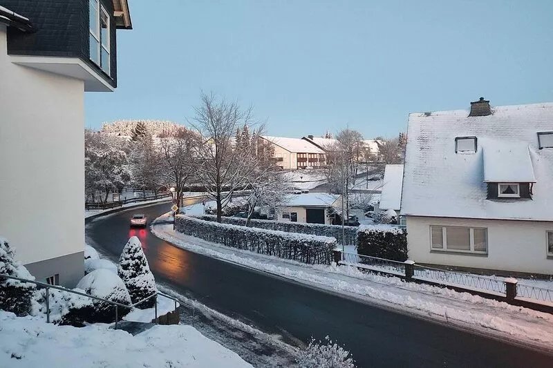 Beautiful, modern apartment has a large living room, close to citycentre