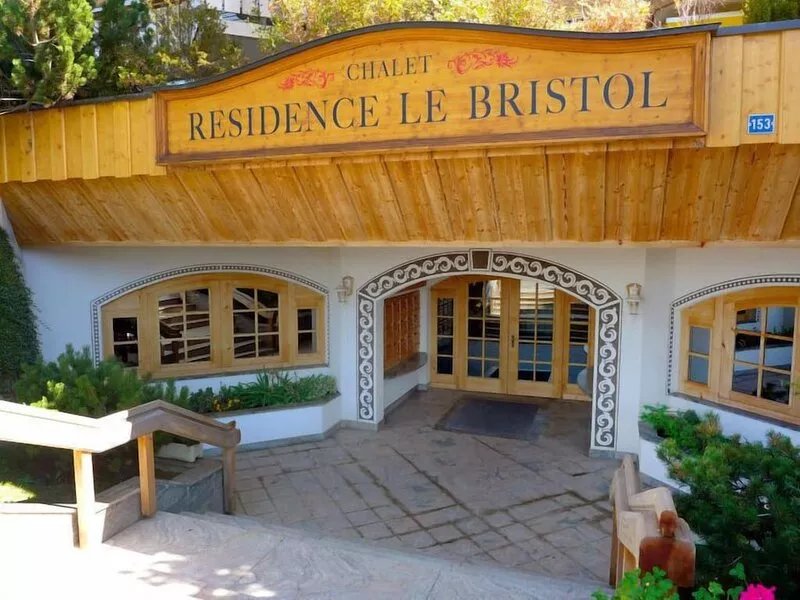 Résidence Bristol 4 by Interhome