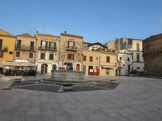 Fontana Grande (Fontana D'Avalos)