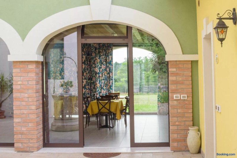 Paradiso Degli Ulivi B&B