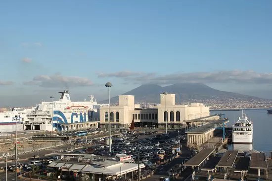 Stazione marittima di Napoli di Cesare Bazzani - architettura di regime
