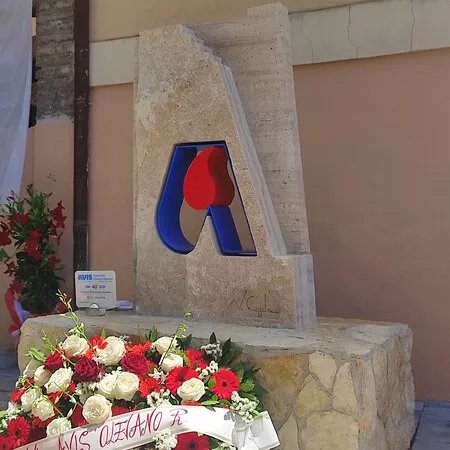 Monumento ai Donatori di Sangue AVIS