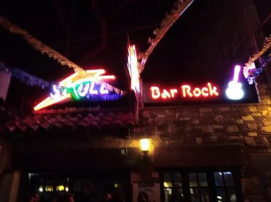 Skull Pub