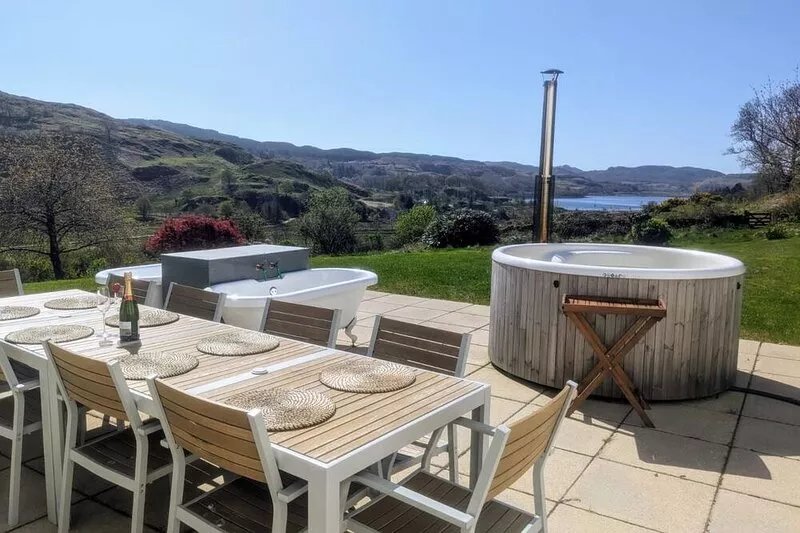 Beautifully positioned farmhouse overlooking hills and sea