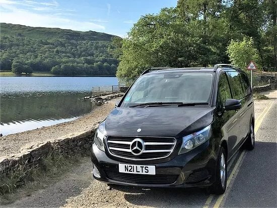 Lakeside Taxis