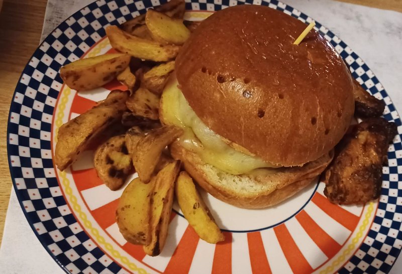 Metropolitan Cafe Street Food