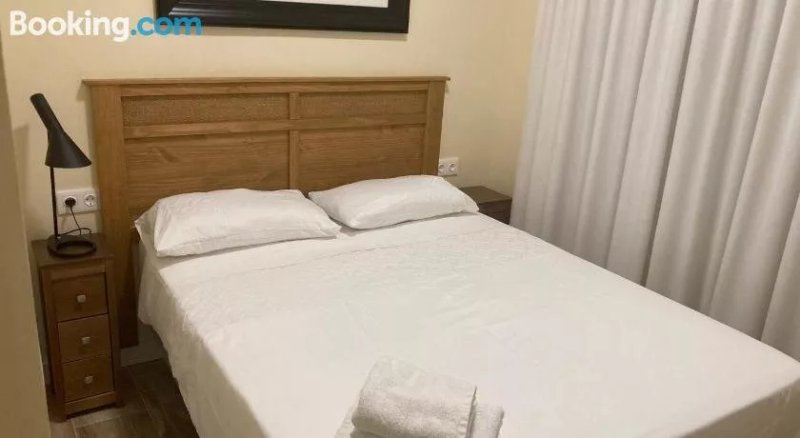 Calle Gerona Hotel-like Room