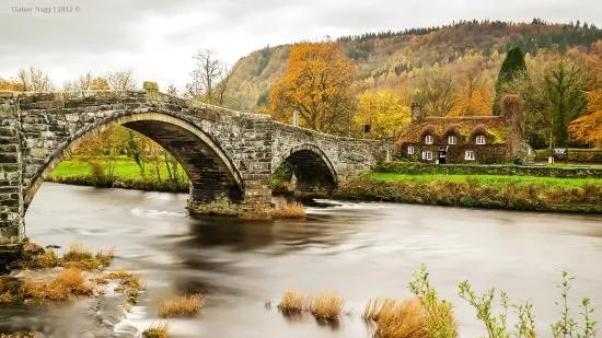Y Bont Fawr