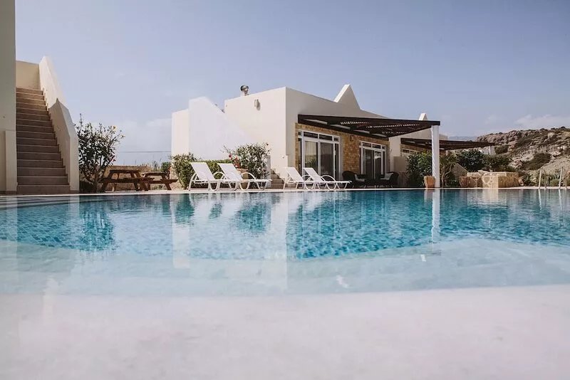 The Studio * Lagada Bay, Luxury Apartment with swimming pool
