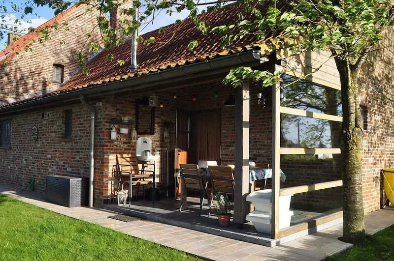 Rural holiday home in the Leie region