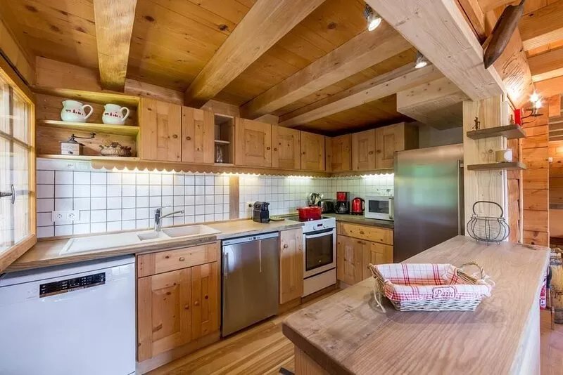 Cosy all-wood chalet, Chamonix valley, breathtaking Mont Blanc view