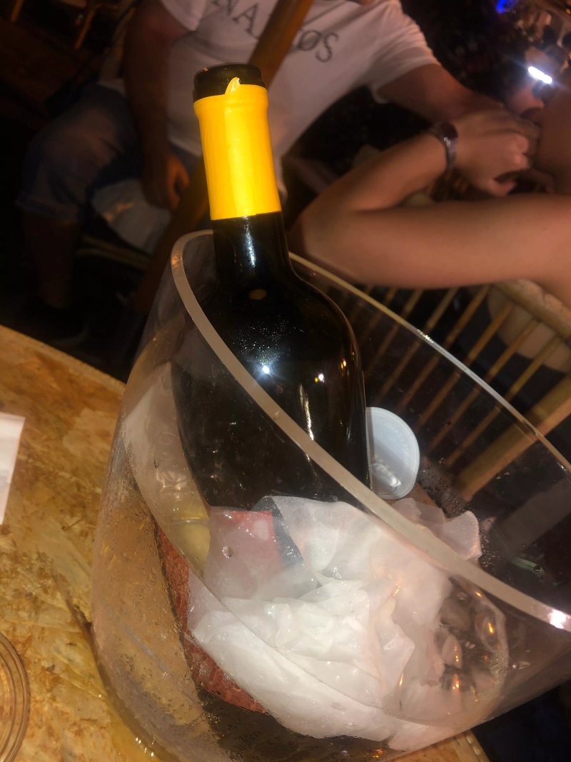 Momo Lounge, food and more