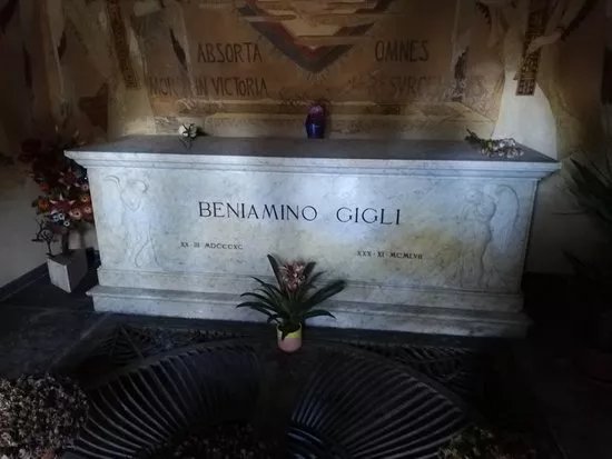 Tomba di Beniamino Gigli