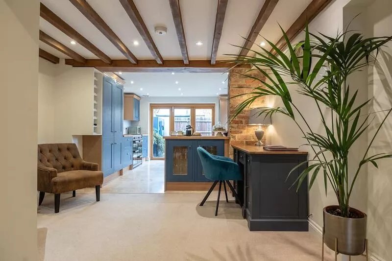 Family friendly period holiday cottage in the Cotswolds - The Old Post Office