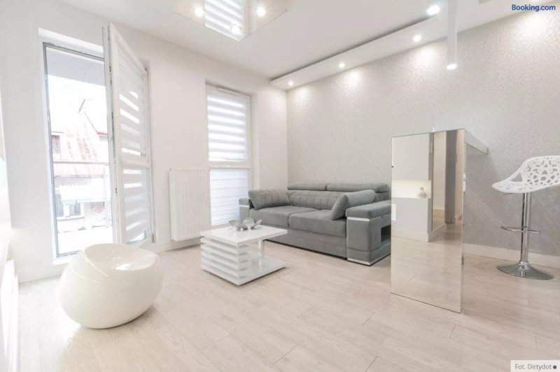 Apartamenty Lustrzany I Niebianski