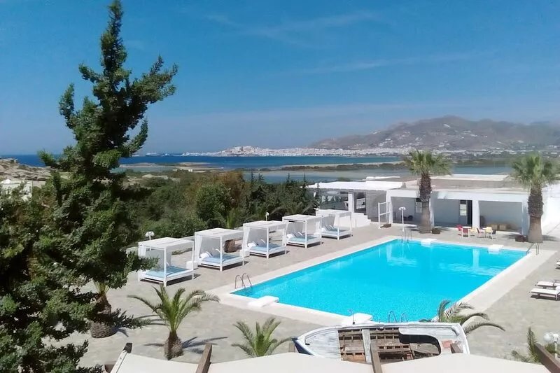 One bedroom, fully detached apartment with one bathroom, sea view, breakfast