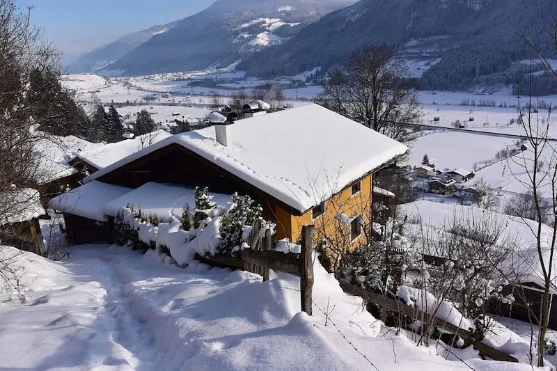 Chalet Schöne Aussicht: luxuriously furnished chalet with a magnificent view!