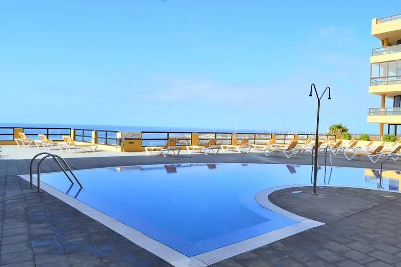 IMMENSE PRIVATE TERRACE WITH DIRECT SEA VIEW AND AIR CONDITIONED SWIMMING