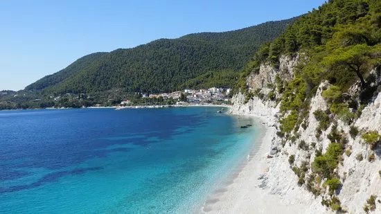Hovolo Beach