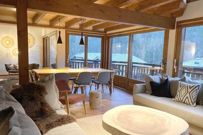 Apartment at the foot of the Morzine/Les Gets slopes.