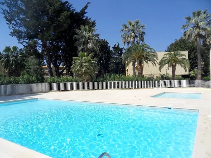 Juan Les Pins: >>>Ideal Holiday flat 2 slpgrooms-70m2 / 4 pers, swimmingpool