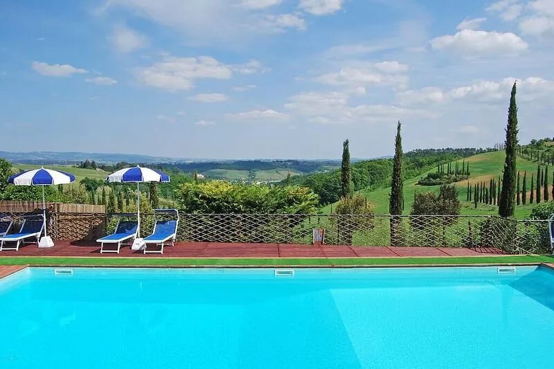 Macinella Friendly and Artistic apartment "Sunflower 1"