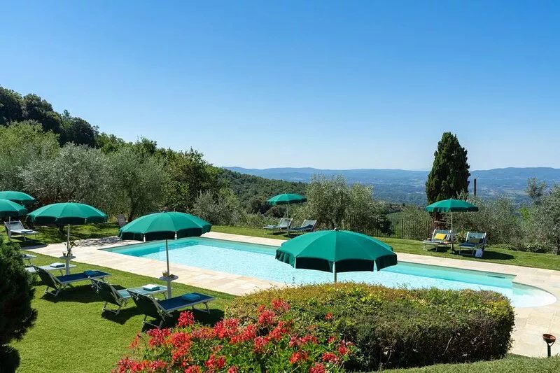Farmhouse villa with private swimming pool, terrace, garden, stunning view