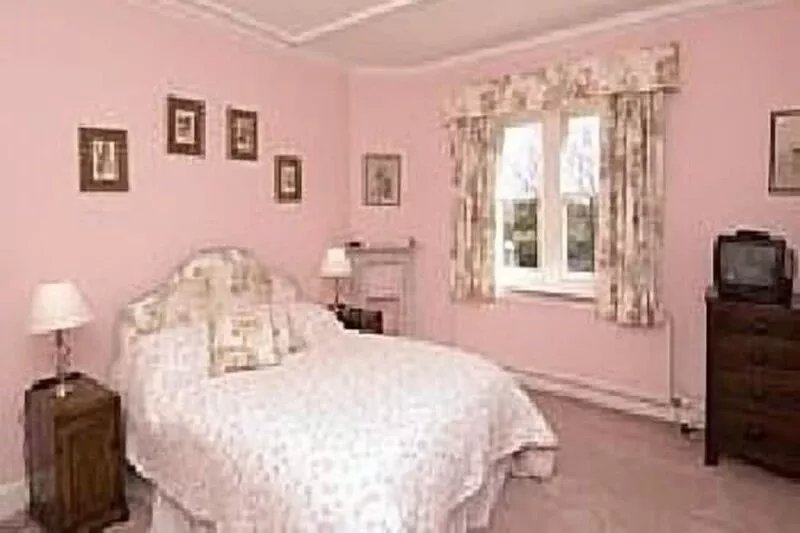 Double Ensuite at Burcombe Manor