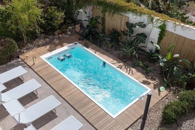 Villa "Water Run" with Sea View, Private Pool & Wi-Fi
