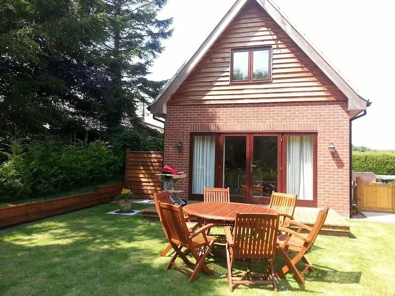 Rural Location with countryside views, centrally placed to explore North Norfolk