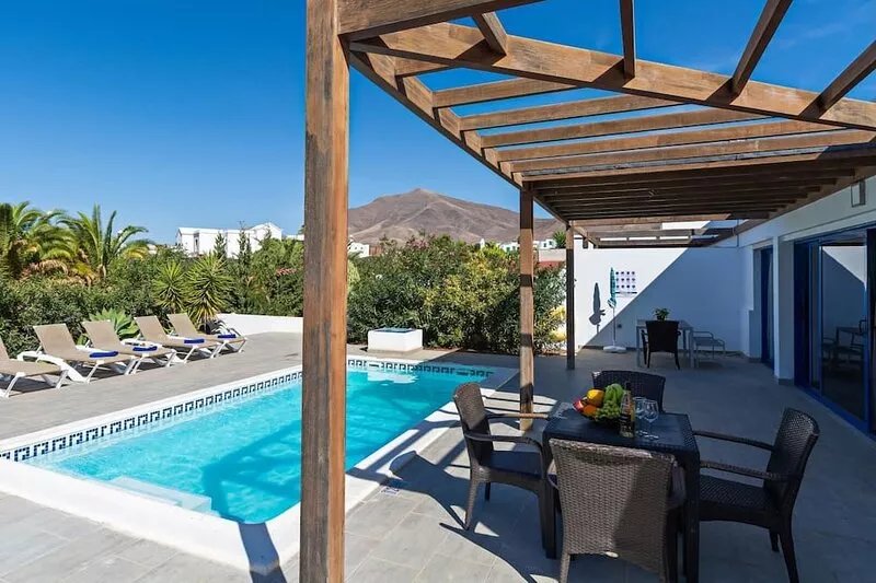 Villa Cangrejita with Private Pool Playa Blanca By PVL