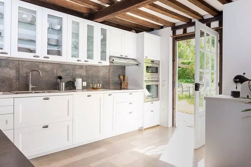 Charming apartment with large garden