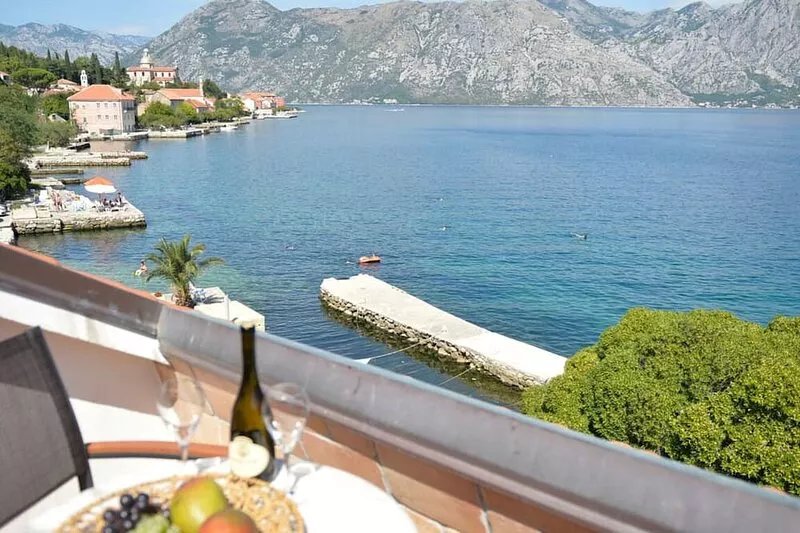Heritage Villa, Waterfront, Back Garden, Guest Suite, Kotor Bay Views
