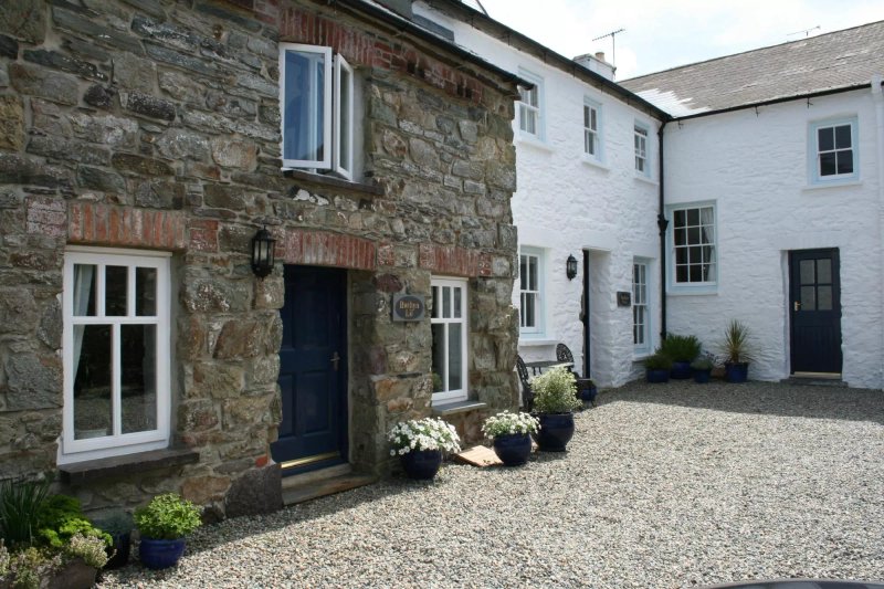 Ty Gwilym Holiday Cottages