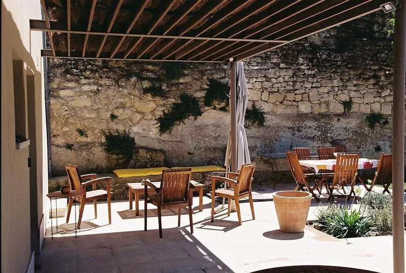 Architect-designed house with pool, exceptional view of Uzès, 350m town center
