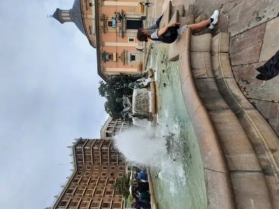 Turia Fountain - Font Del Turia