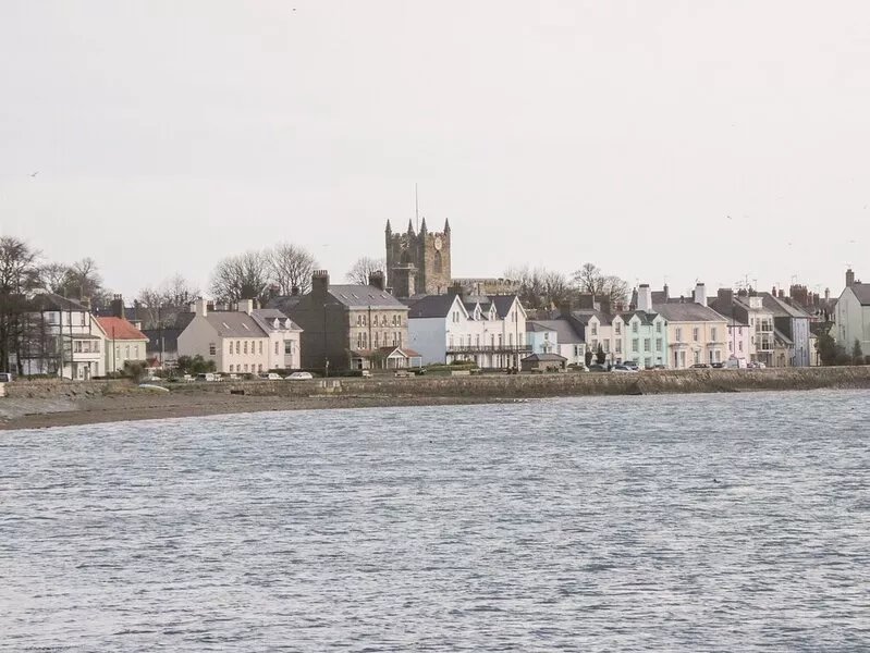 SEION CHAPEL, family friendly, character holiday cottage in Beaumaris