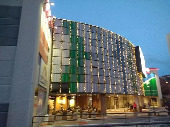 Centro commerciale Il Gabbiano