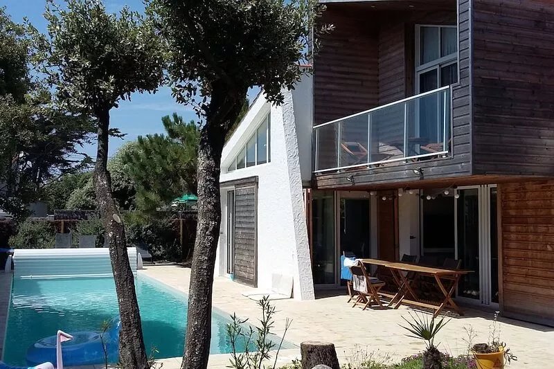 Sea view villa Les Sables d'Olonne, 4 bedrooms, with private pool