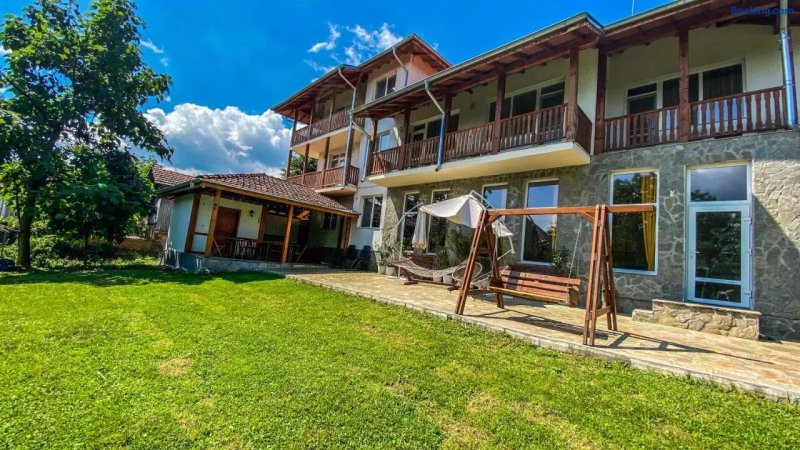 Au Nature Guest House