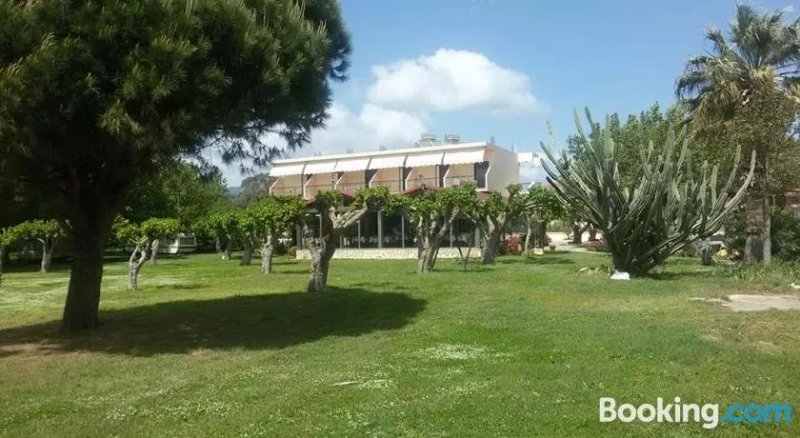 Elena Rooms