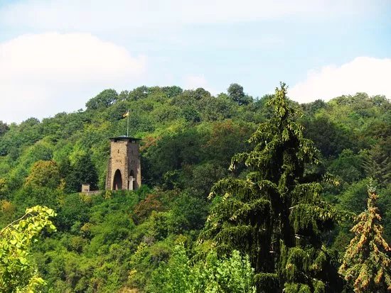 Aussichtsturm mit Kriegerdenkmal Igelskopf