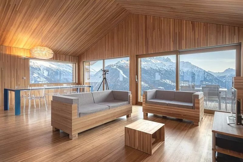 Exclusive design chalet on 1 800 meters, 4-6 pers., New building, above Törbel