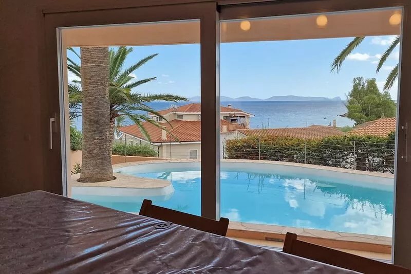 Nea Villa Guest House, swimming pool, panoramic terrace, 70 mt from the beach!!!