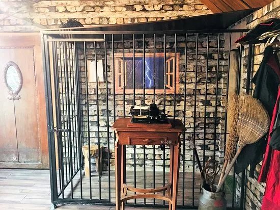 Magic Room Escape