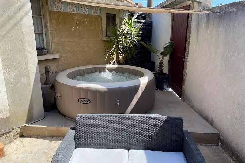 IN VILLA, APARTMENT ALL COMFORT WITH PARKING