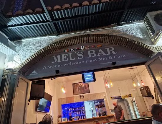 Mel's Bar